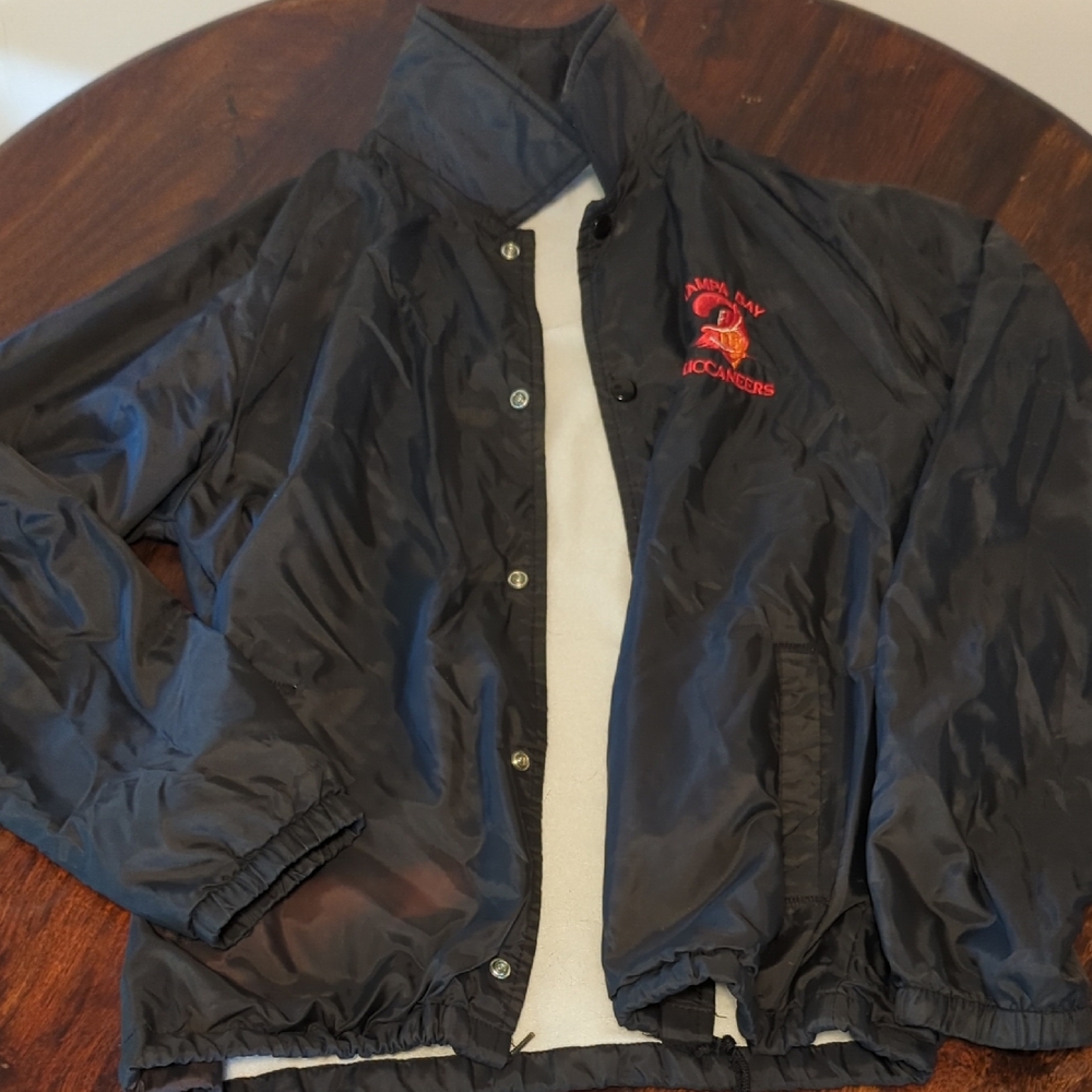 Vintage Tampa Bay Buccaneers Windbreaker